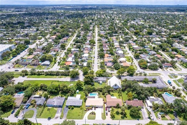 2271 SW 30th Ter, Fort Lauderdale, FL 33312