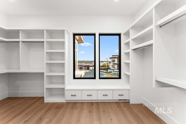 2432 S Globe Lane, Boise, ID 83716