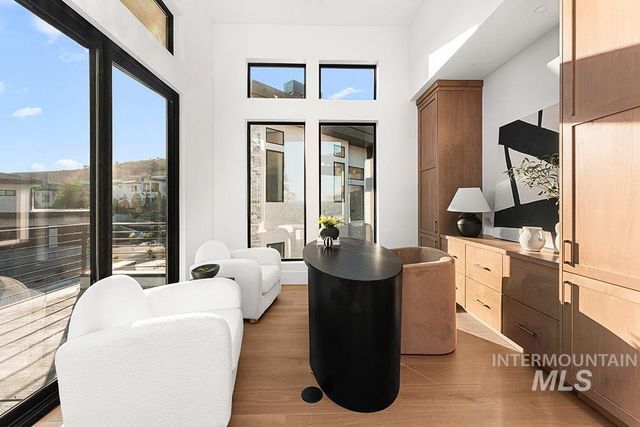 2432 S Globe Lane, Boise, ID 83716