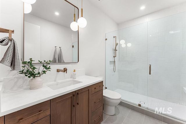 2432 S Globe Lane, Boise, ID 83716