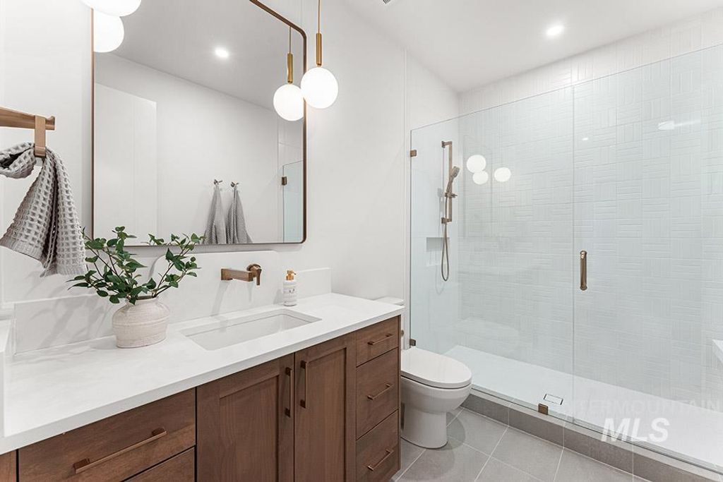 2432 S Globe Lane, Boise, ID 83716 photo 32