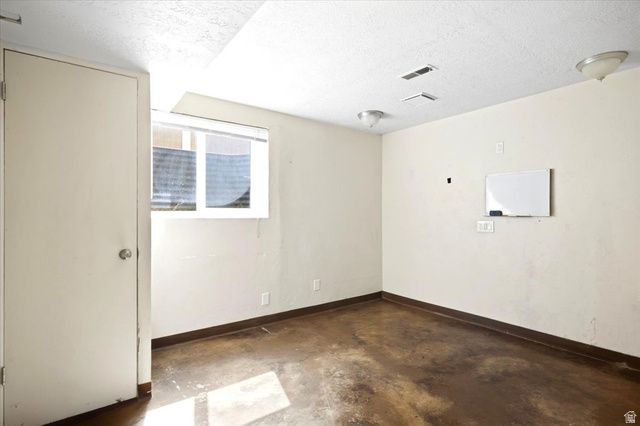 1833 N 1450 W, Layton, UT 84041