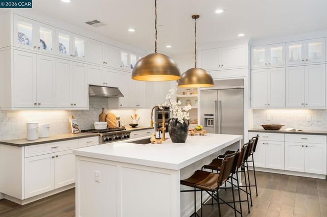 1150 1150 Trumpet Vine Ln, San Ramon, CA 94582