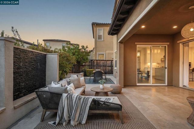 1150 1150 Trumpet Vine Ln, San Ramon, CA 94582