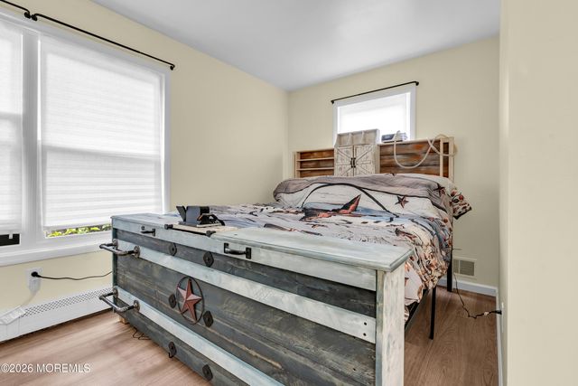 382 Marc Drive, Toms River, NJ 08753