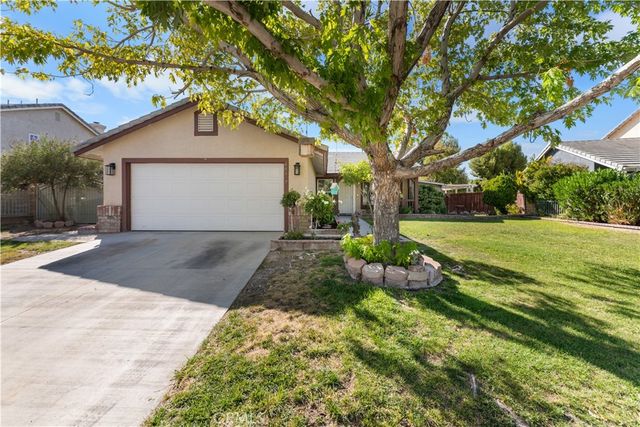 44627 Overland Avenue, Lancaster, CA 93536