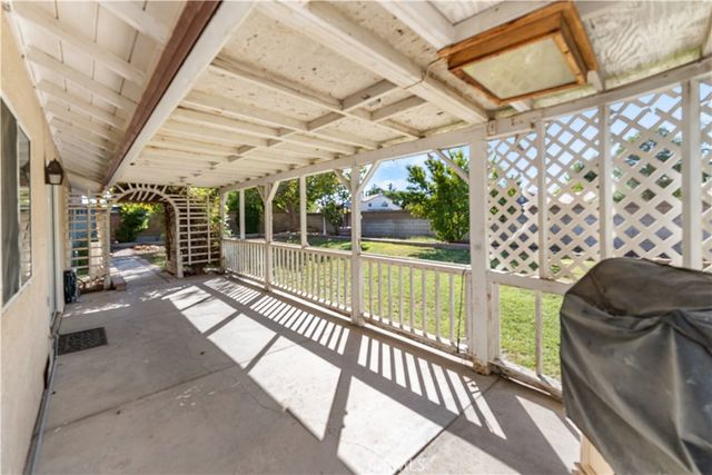 44627 Overland Avenue, Lancaster, CA 93536