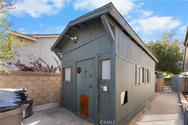 44627 Overland Avenue, Lancaster, CA 93536