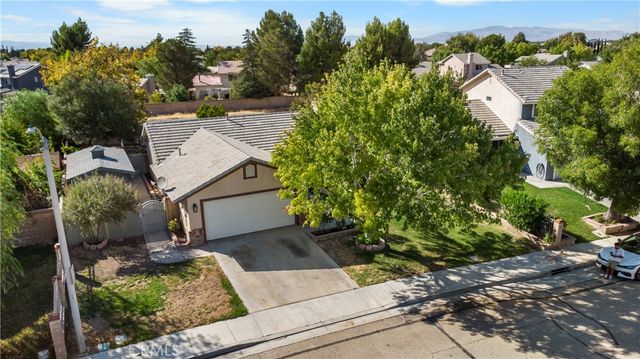 44627 Overland Avenue, Lancaster, CA 93536