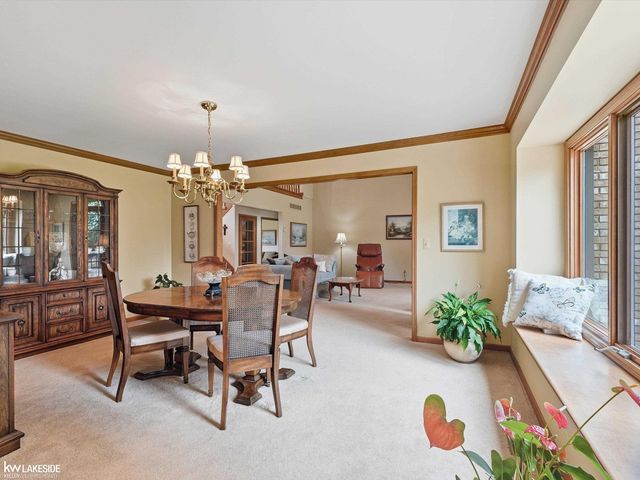 8825 Grace Street, Shelby Twp, MI 48317