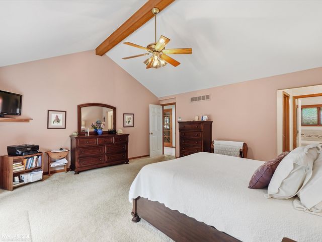 8825 Grace Street, Shelby Twp, MI 48317