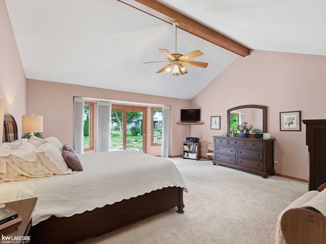 8825 Grace Street, Shelby Twp, MI 48317