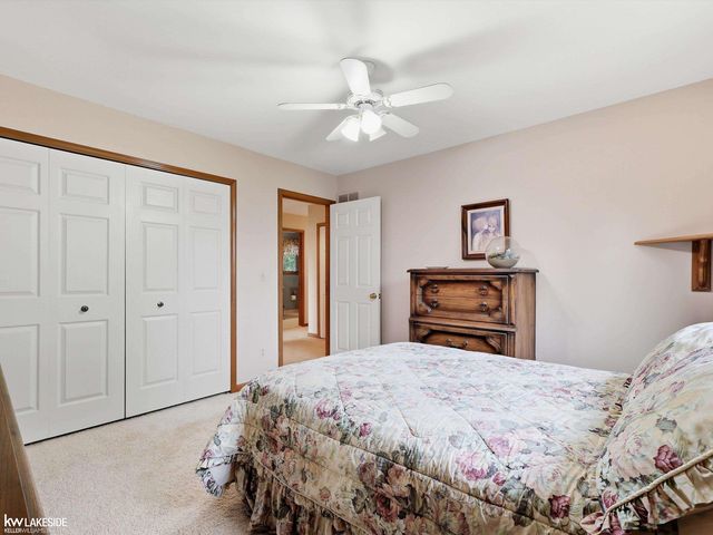8825 Grace Street, Shelby Twp, MI 48317