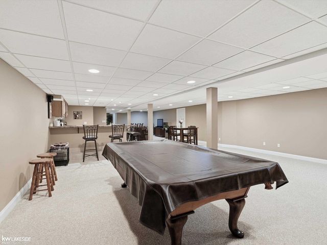 8825 Grace Street, Shelby Twp, MI 48317