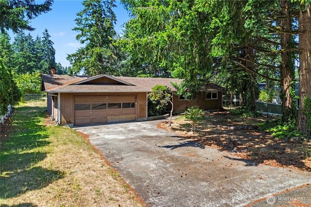7913 4th Court SE, Lacey, WA 98503