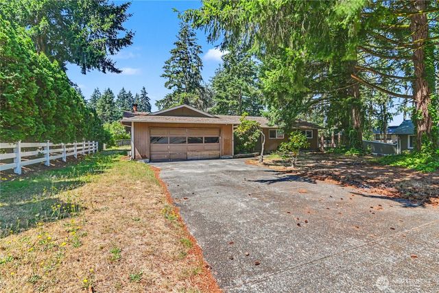 7913 4th Court SE, Lacey, WA 98503
