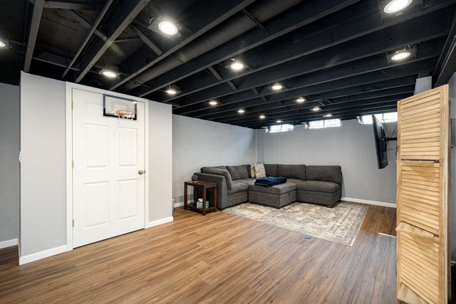 2626 Page Court, Ann Arbor, MI 48104