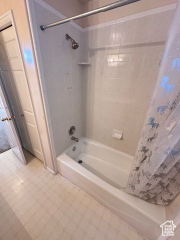 4073 S 2175 W, Roy, UT 84067