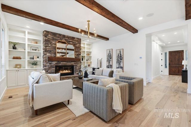 3811 E Darlington Dr, Meridian, ID 83642