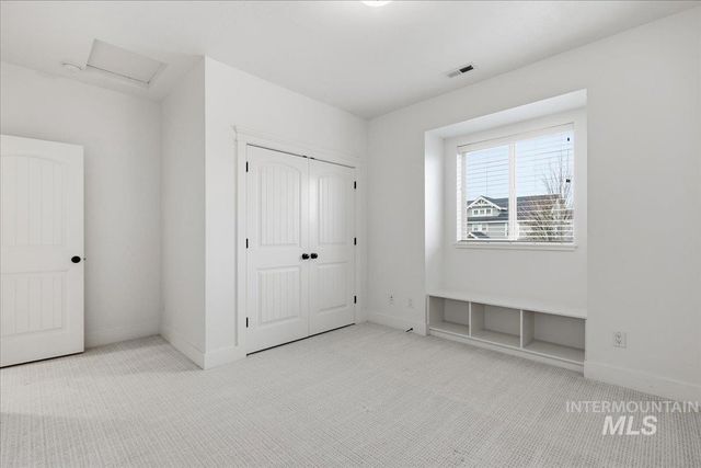 3811 E Darlington Dr, Meridian, ID 83642