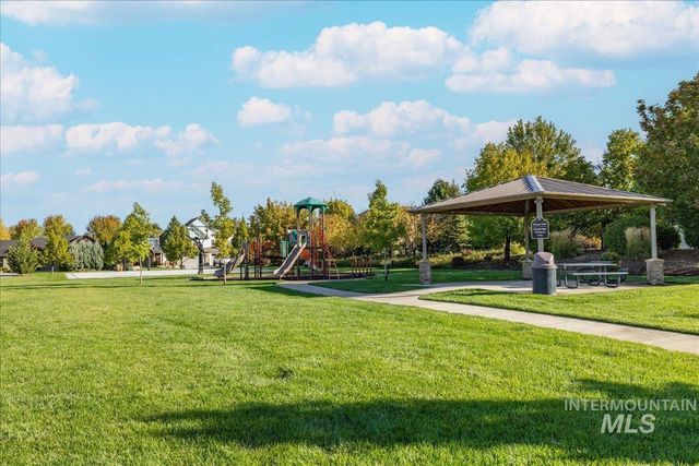 3811 E Darlington Dr, Meridian, ID 83642