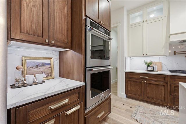 3811 E Darlington Dr, Meridian, ID 83642