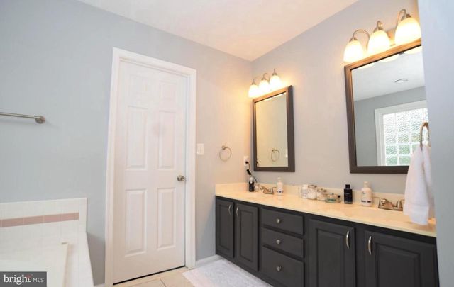 11607 NEW BOND ST, Fredericksburg, VA 22408