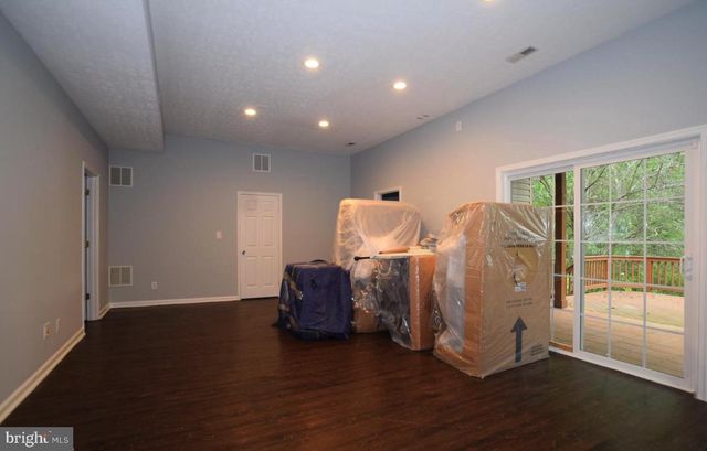 11607 NEW BOND ST, Fredericksburg, VA 22408