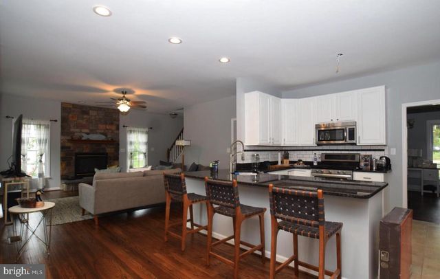 11607 NEW BOND ST, Fredericksburg, VA 22408