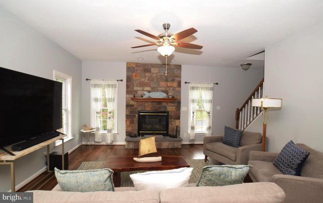 11607 NEW BOND ST, Fredericksburg, VA 22408