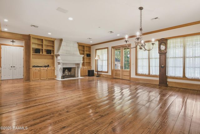 6021 Mermentau Drive, Youngsville, LA 70592