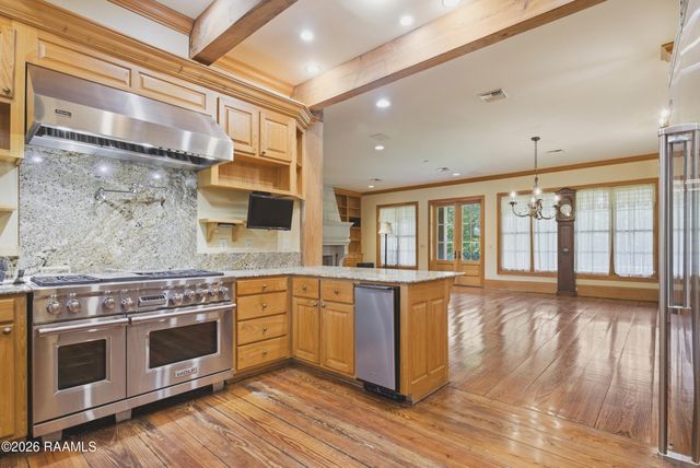 6021 Mermentau Drive, Youngsville, LA 70592