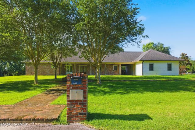 6021 Mermentau Drive, Youngsville, LA 70592