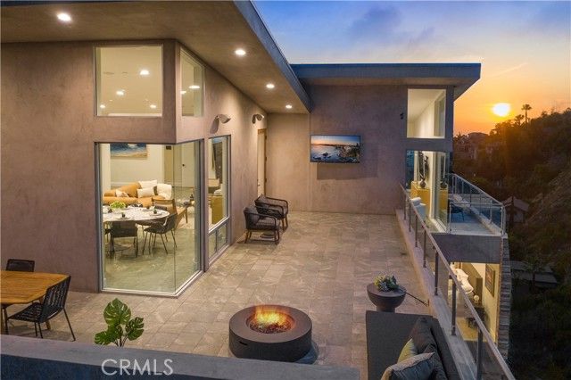 533 Temple Hills Drive, Laguna Beach, CA 92651