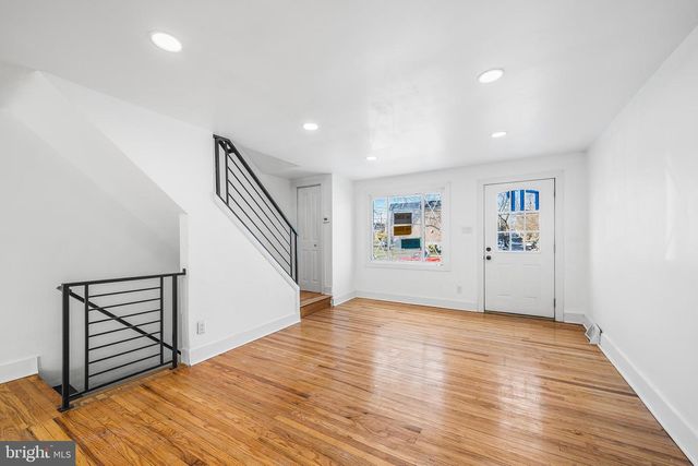 1196 TAYLOR DR, Folcroft, PA 19032