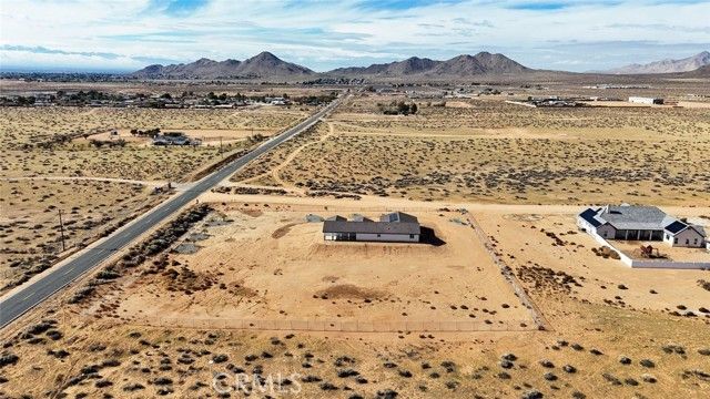 16925 Nanticoke, Apple Valley, CA 92307