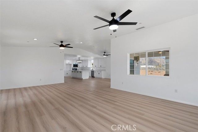 16925 Nanticoke, Apple Valley, CA 92307