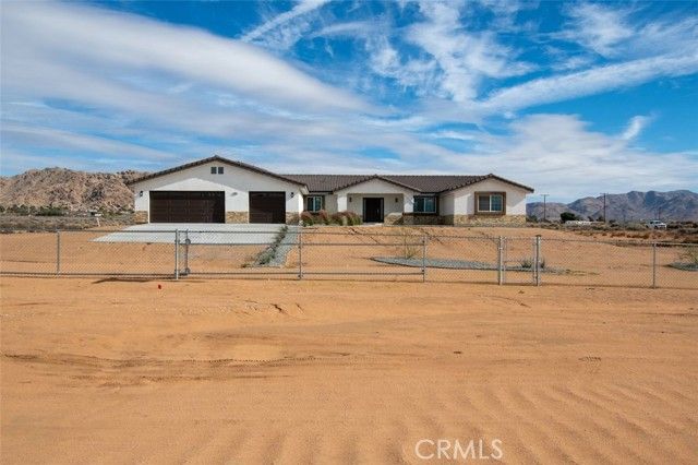 16925 Nanticoke, Apple Valley, CA 92307