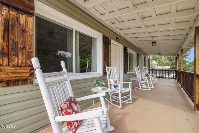 260 Buttermilk Road, Johnson City, TN 37615