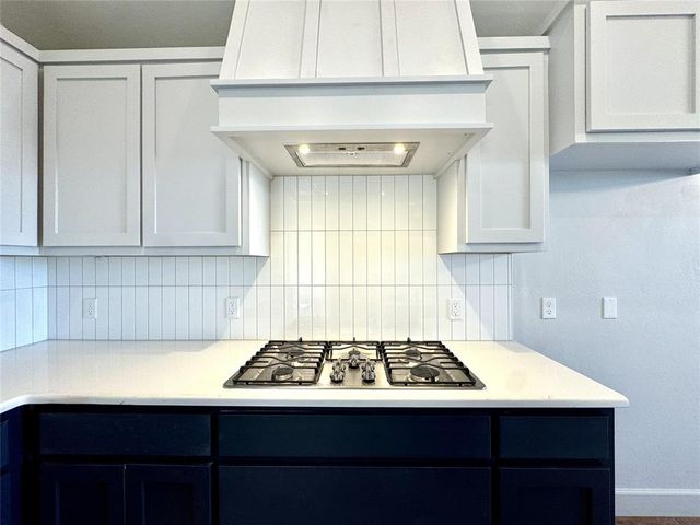 9332 NW 143 Street, Yukon, OK 73099