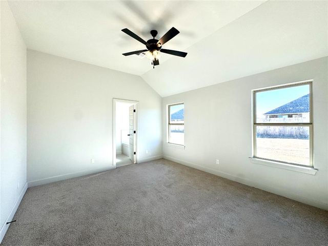 9332 NW 143 Street, Yukon, OK 73099