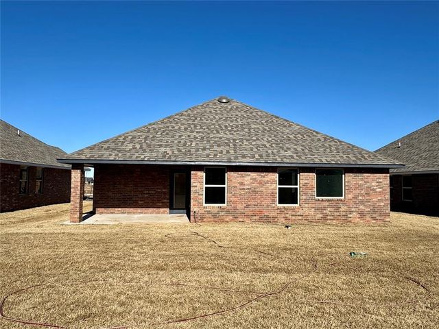 9332 NW 143 Street, Yukon, OK 73099