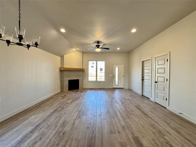 9332 NW 143 Street, Yukon, OK 73099