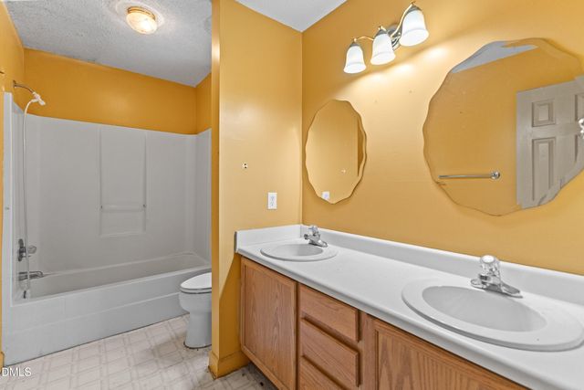 15 Buckhorn Lane, Archer Lodge, NC 27527