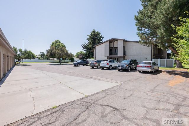 1518 S Woodruff Avenue, Idaho Falls, ID 83404