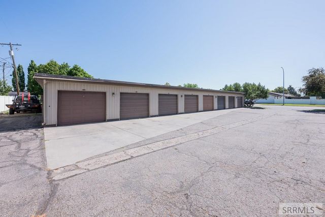 1518 S Woodruff Avenue, Idaho Falls, ID 83404