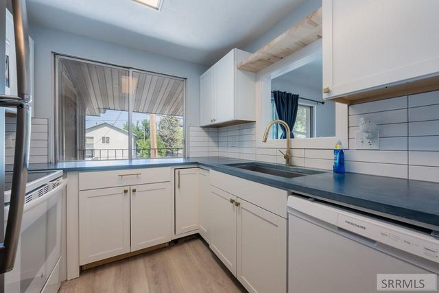 1518 S Woodruff Avenue, Idaho Falls, ID 83404