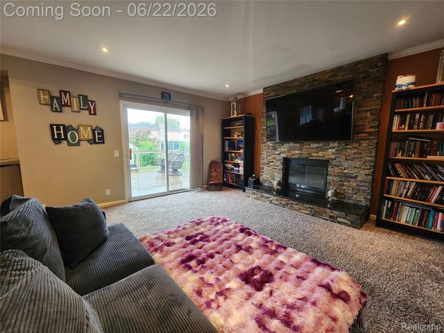 27336 Pierce Street, Southfield, MI 48076