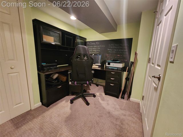 27336 Pierce Street, Southfield, MI 48076