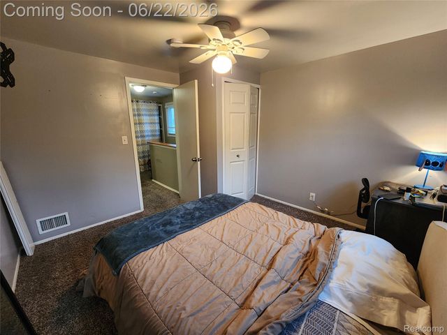 27336 Pierce Street, Southfield, MI 48076